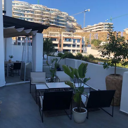 Lägenhet La Quinta Poolside 2 Bedrooms Benahavís
